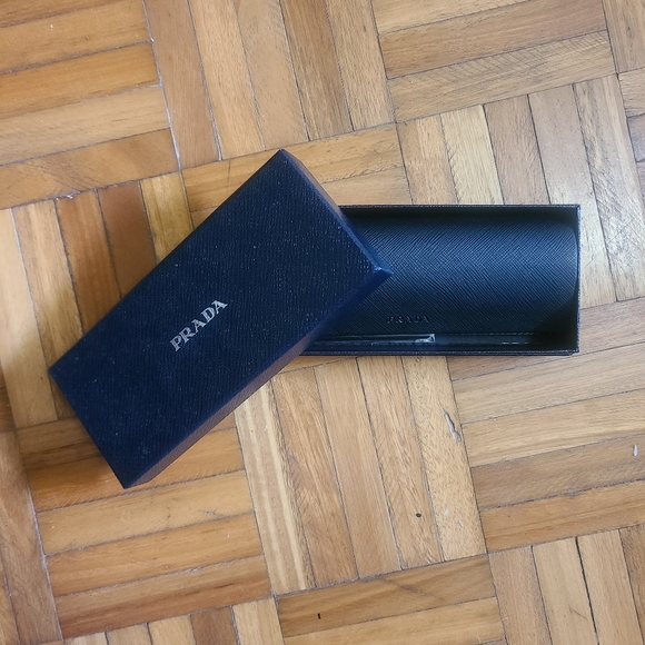 Prada frames - Picture 8 of 10